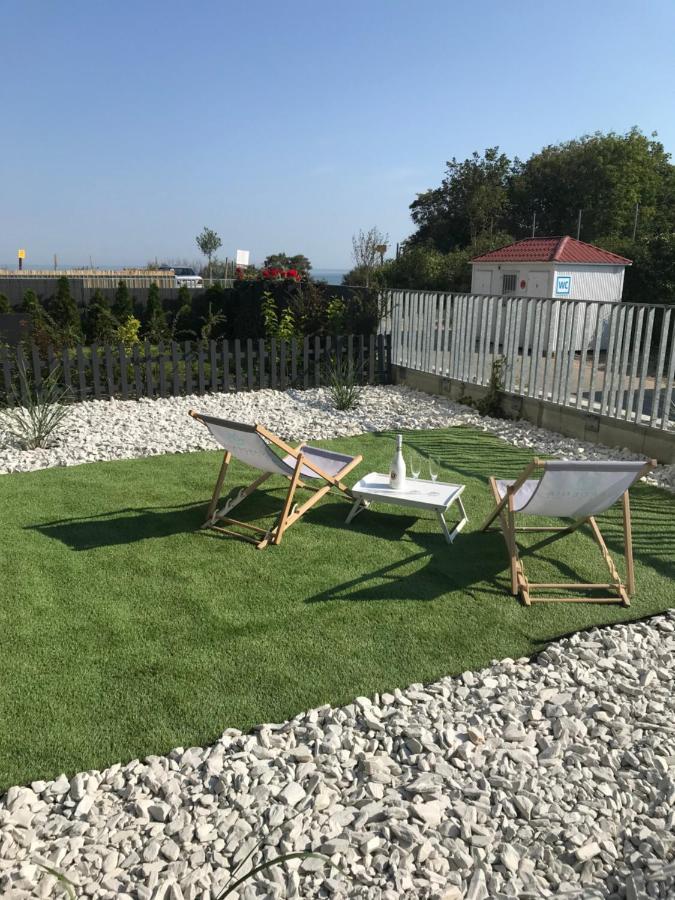 Апартаменти Ive'S Gardenia Seaside Дзівнув Екстер'єр фото